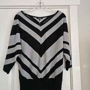 Premise Black and Gray V-Neck Sweater